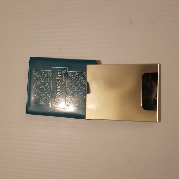 Accessories MAKEUPS - Picture 2 of 16